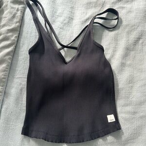 Vuori Black Ribbed Women's bra top